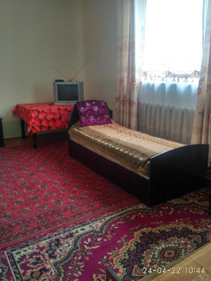 לינה וארוחת בוקר Qorowul Western House מראה חיצוני תמונה