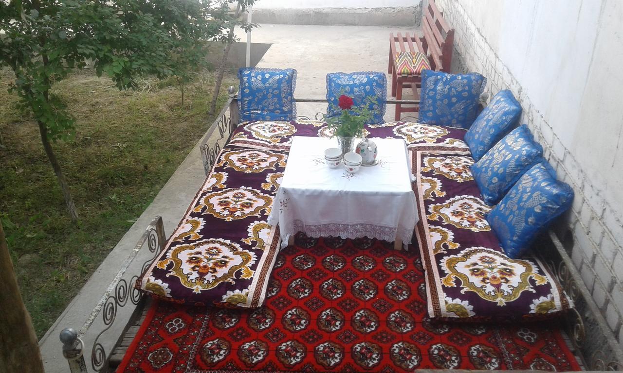 לינה וארוחת בוקר Qorowul Western House מראה חיצוני תמונה